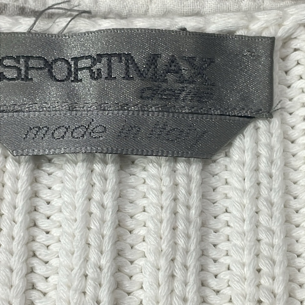 Sportmax White V-Neck Ribbed Sweater Vest with Green and Black Accents - Picture 5 of 9